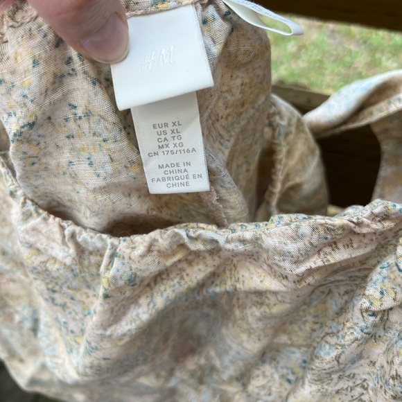 H&M Dress - Picture 8 of 8